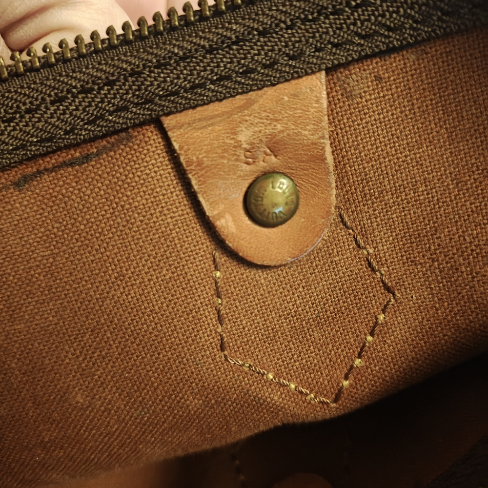 Louis Vuitton Monogram Speedy 35 - Picture 11 of 16
